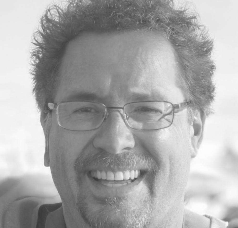 Miguel Torres, Especialista en Seguridad
